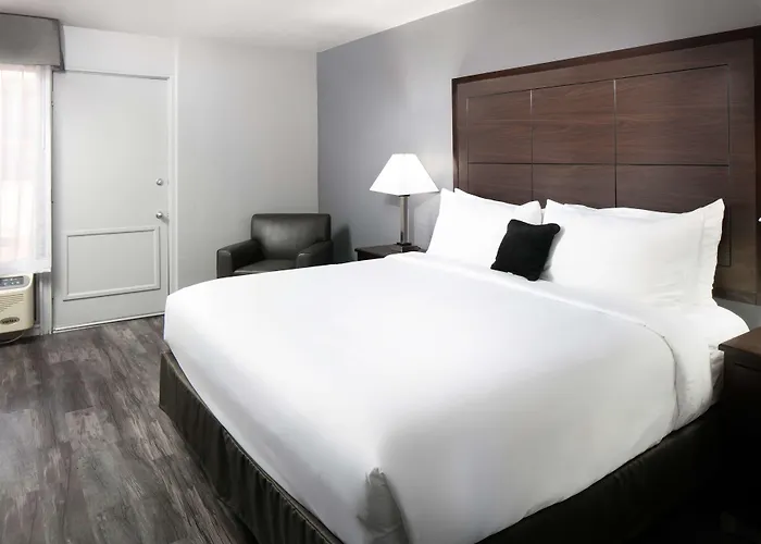 Hotel Red Lion & Downtown