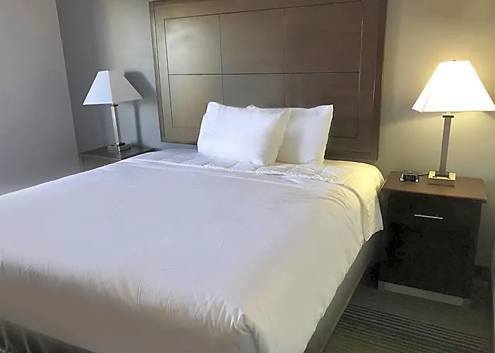 Hotel Red Lion & Downtown